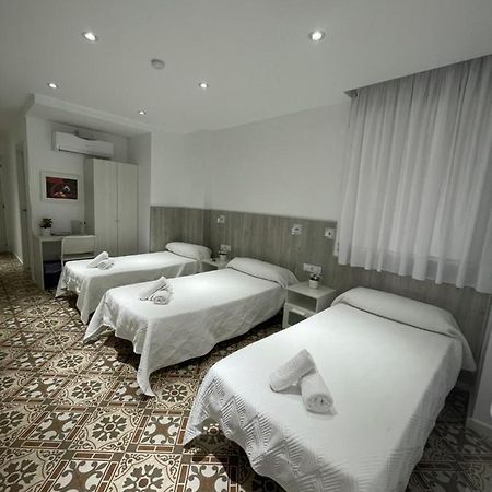 Hostal Nova Barcelona Exterior foto