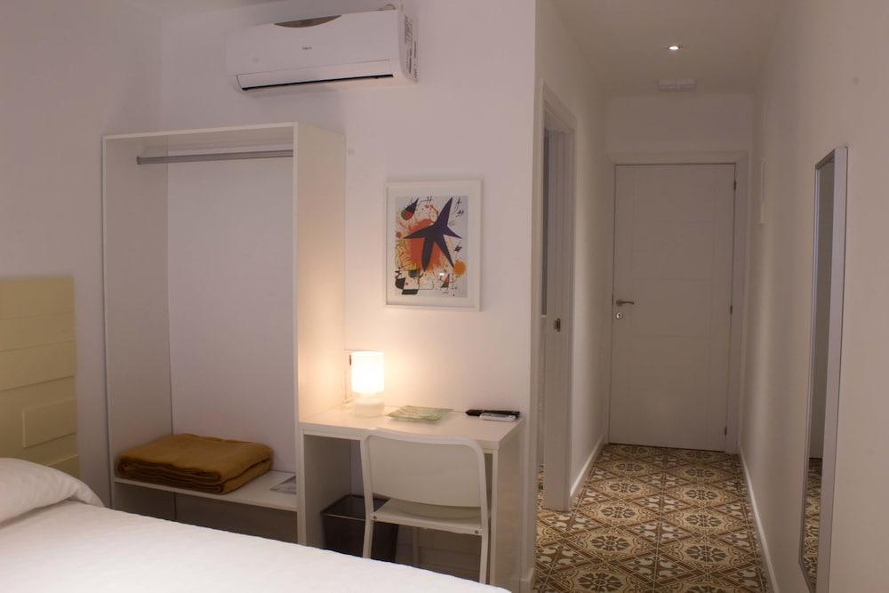 Hostal Nova Barcelona Exterior foto