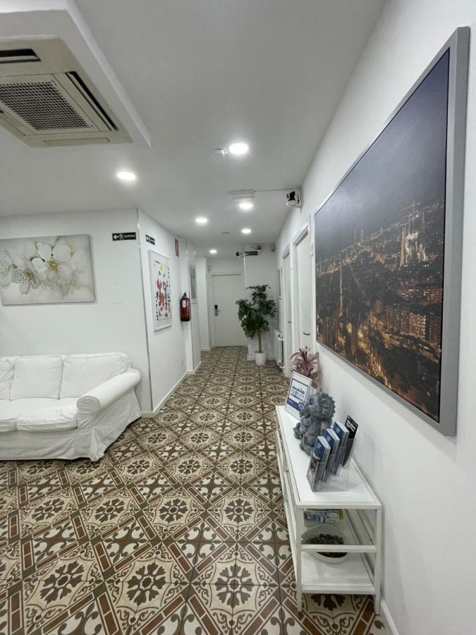 Hostal Nova Barcelona Exterior foto